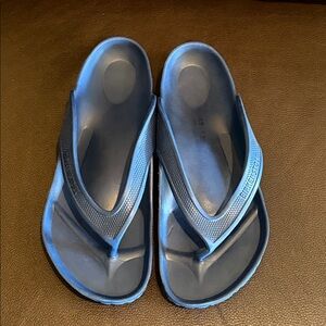 Birkenstock Honolulu EVA Sandals EU 43 Men’s US 10 Regular Fit Navy Blue